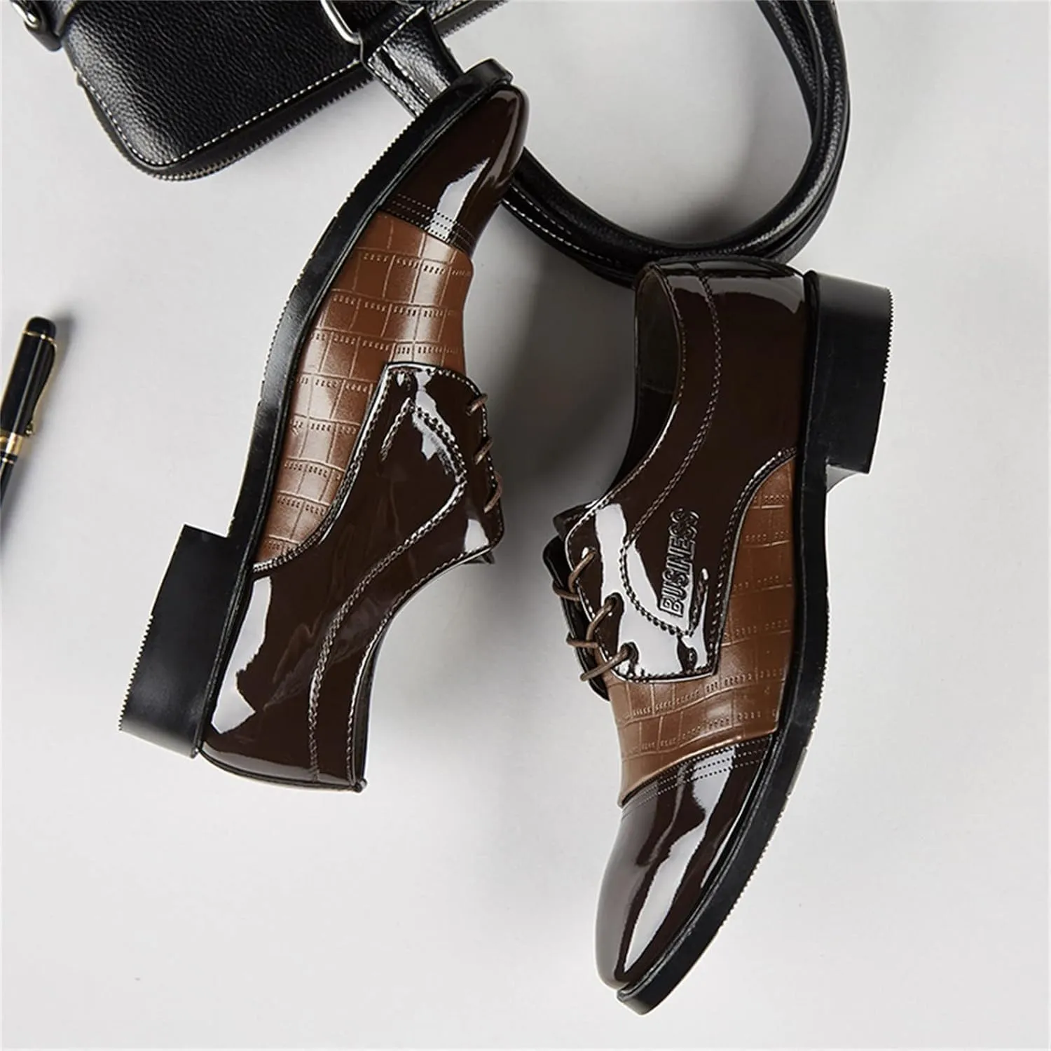 Comfortable Leather Pattern Shoes Low Heel Business Shoes for Men Arch Support Formal Dress Shoe for Men Dating Weding Working Casual Suit Shoe Waterproof Durable Leather Footwear