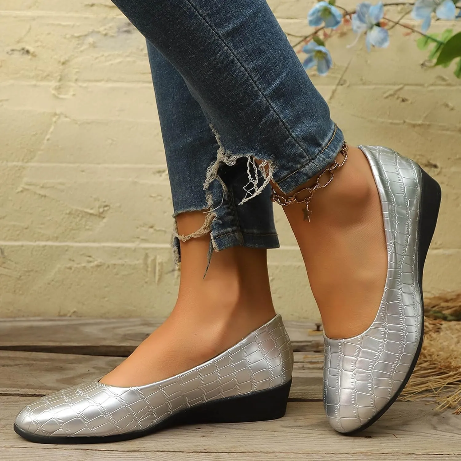 Dressy Flat Womens Round Toe Loafers Comfort Flat Shoes Slip On Loafers Ladies Ballet Flats Business Casual Shoes