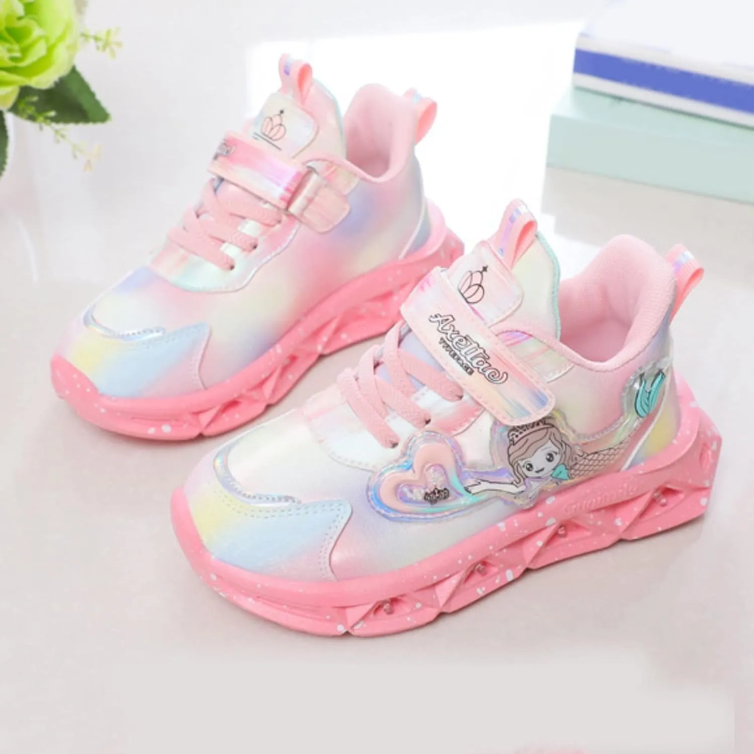Girls’ Princess Shoes Slip On Light Up Shoes Mermai𝐝 Shoes Breathable Mesh Sneakers Lightweight Girls Sneakers