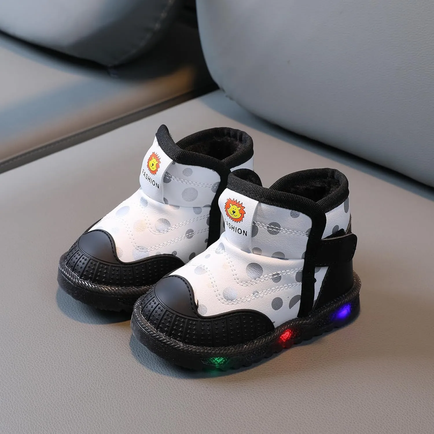 Girls Winter Thickened Cotton Shoes Toddler Girl LED Light Up Boots Outdoor Warm Non-Slip Snow Boot for kids