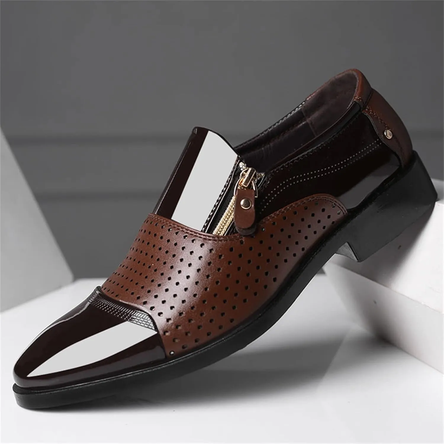 Mens Breathable Leather Shoes Slip on Dress Shoes with Zipper Low Heel Patent Leather Shoe Non Slip Business Formal Shoe Durable Daily Work Office Suit Footwear Arch Support Walking Boots