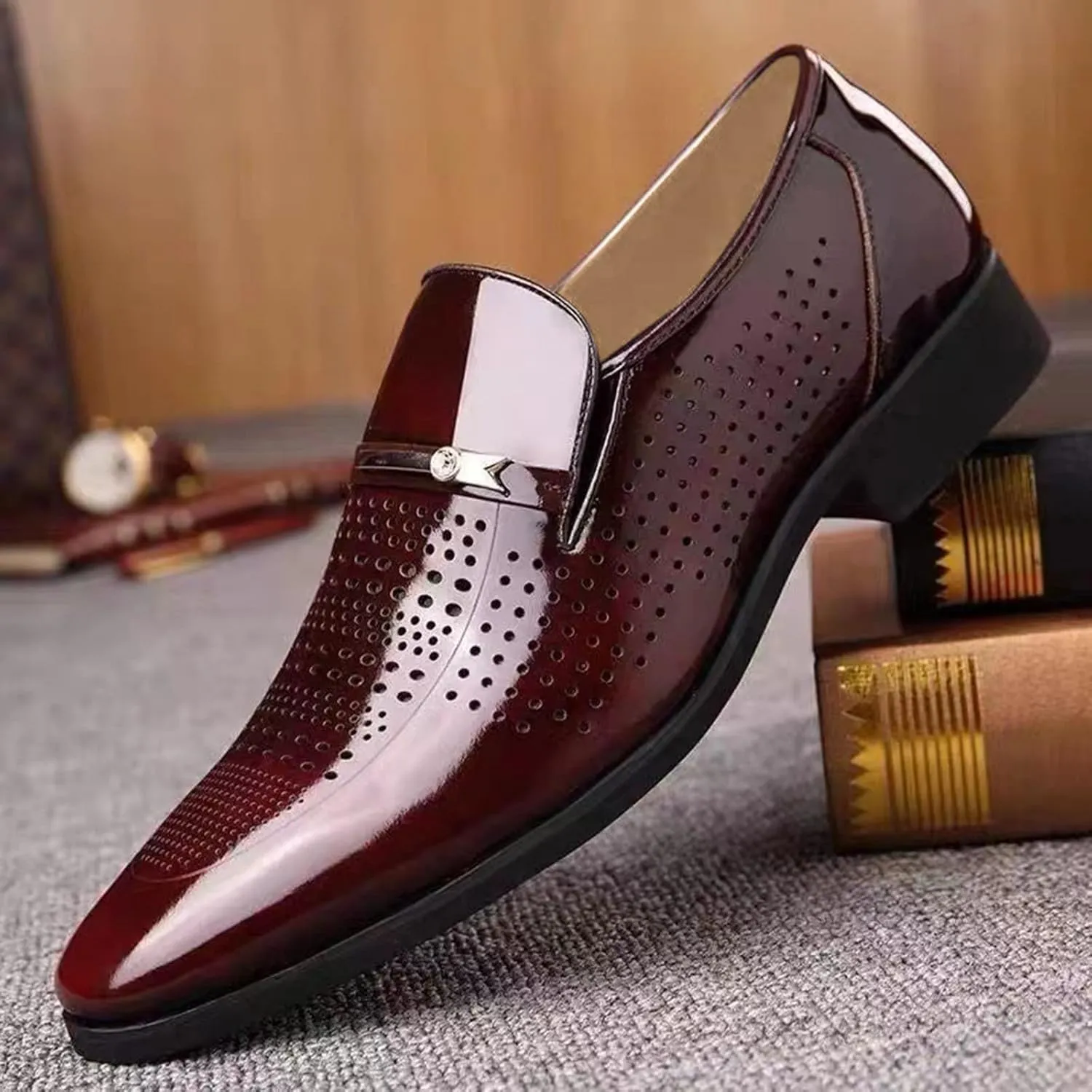 Men's Dress Shoes Loafers Wide Width Classic Style Mens Shoes Fashion Hollow Out Metal Strip Decoration Business Casual Leather Shoes Comfortable Business Casual Shoes Wide Mens