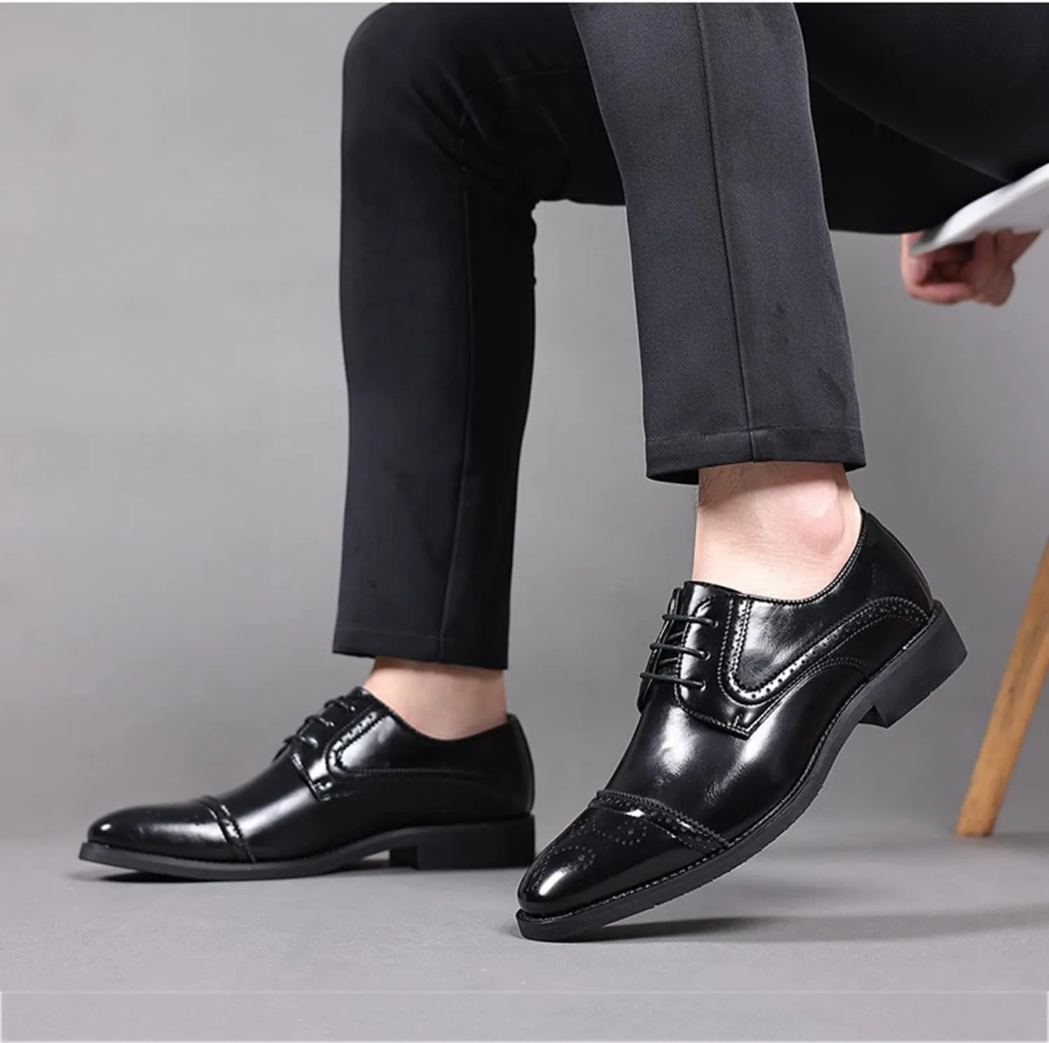 Men's Formal Shoes Lace Up Oxfords Non-Slip Brogues Derbys Comfortable Business Wedding Shoes