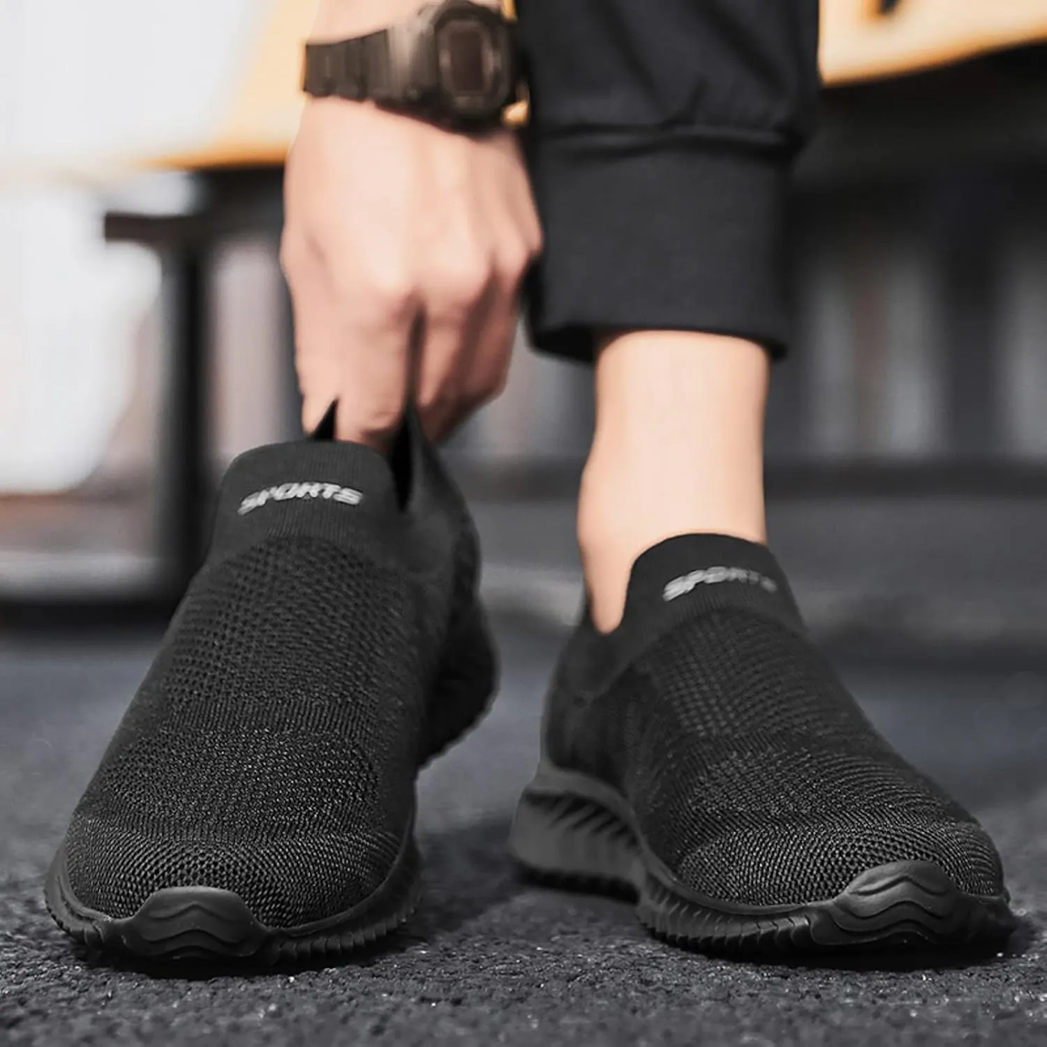 Men's Orthopedic Comfortable Slip-On Shoes Comfortable Breathable Slip on Sneaker Soft Flat Soled Elderly Shoes