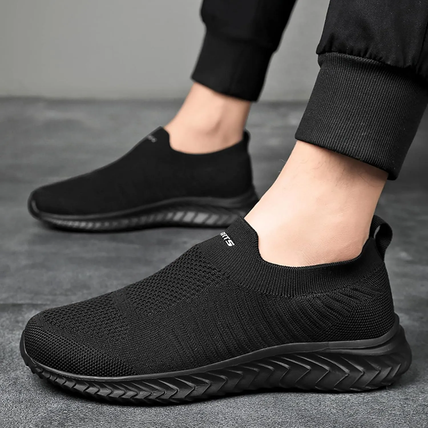 Men's Orthopedic Comfortable Slip-On Shoes Comfortable Breathable Slip on Sneaker Soft Flat Soled Elderly Shoes