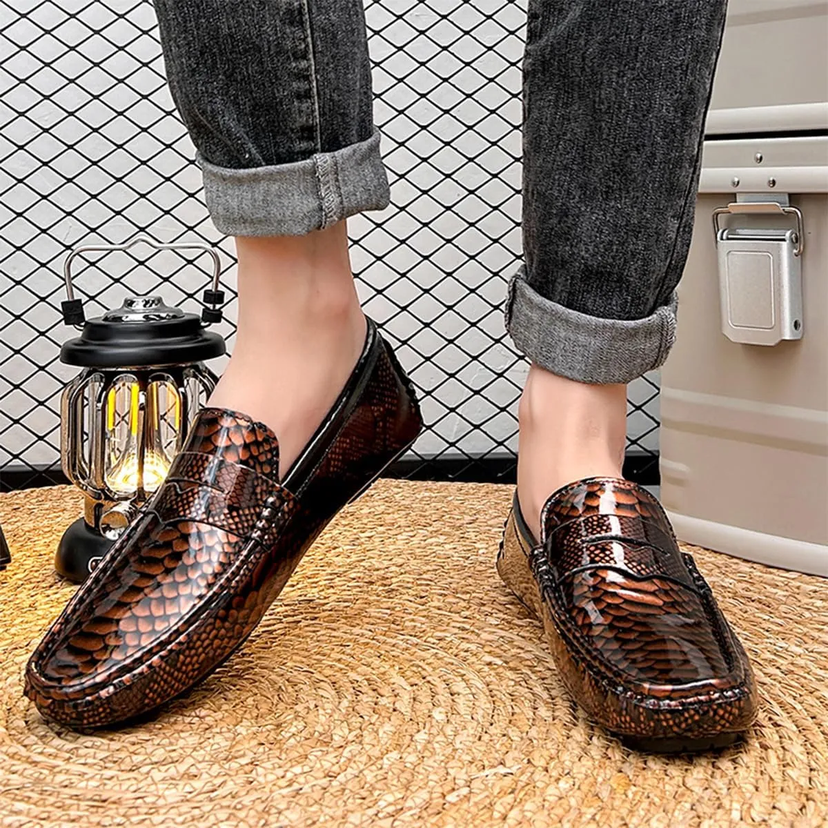 Men's Slip-On Flats Driving Loafers with Snake Print Outdoor Leather Shoes