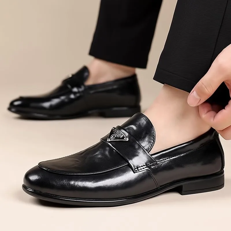 Men's Trendy Solid Slip On Loafer Shoes Luxury Round Toe Slip-On Lug Sole Office Business Dress Shoes Wide Width Comfortable-