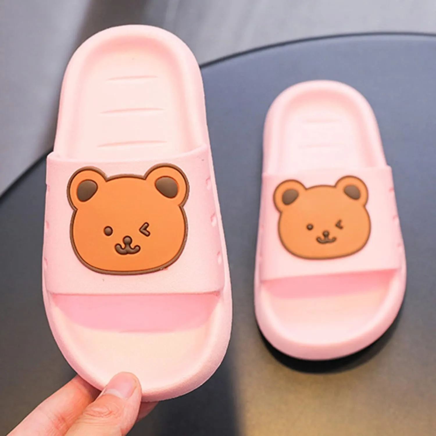 Slides For Kids Bear Slides Boys Girls Summer Slippers Cute Cartoon Open Toe Sandals Thick Swim Shoes for Toddler Boys, GS42qL9Ya