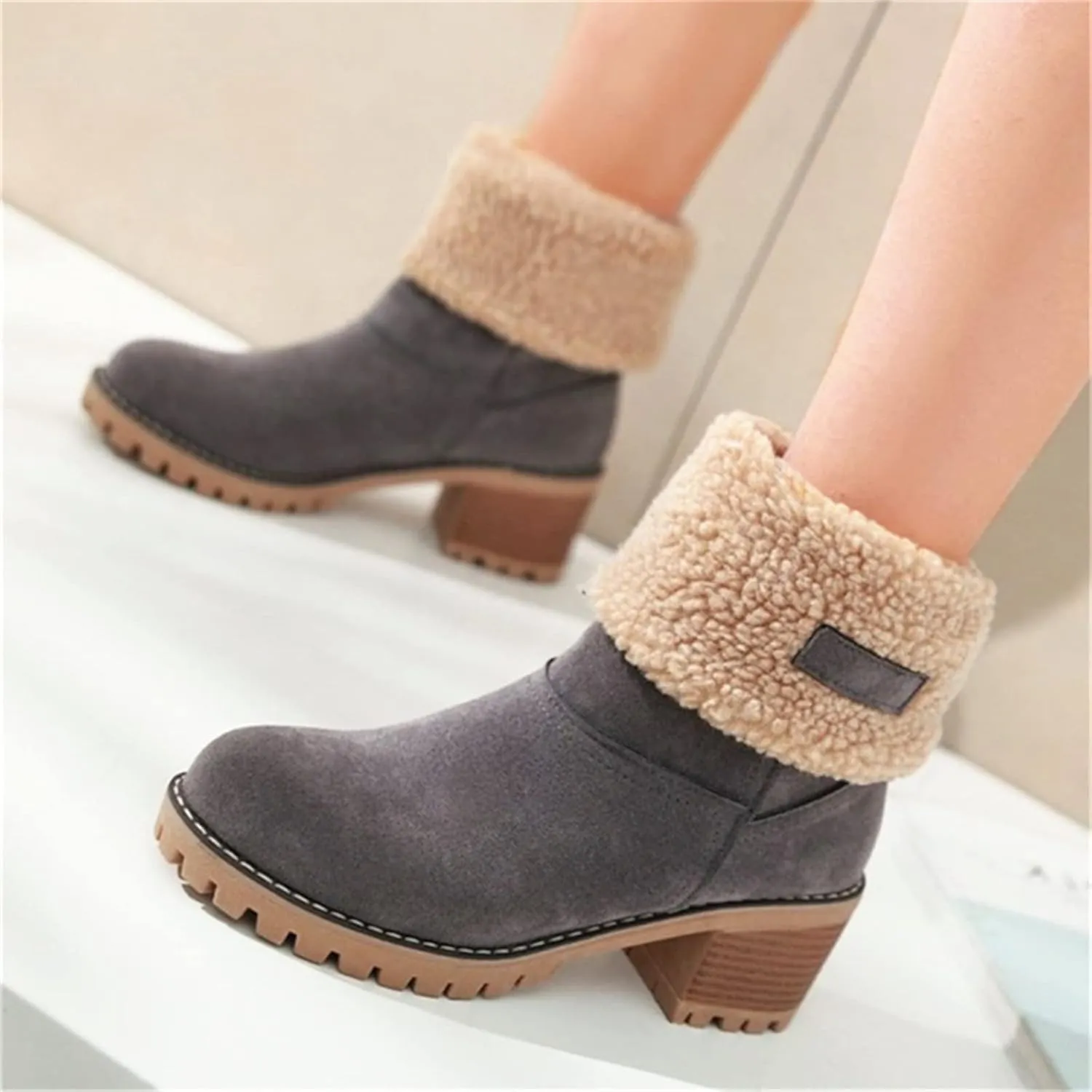 Winter Boots For Women Fashion Snow Boots Fur Lined Warm Mid Calf Boots Outdoor Anti-Slip Warm Shoes Ankle Booties