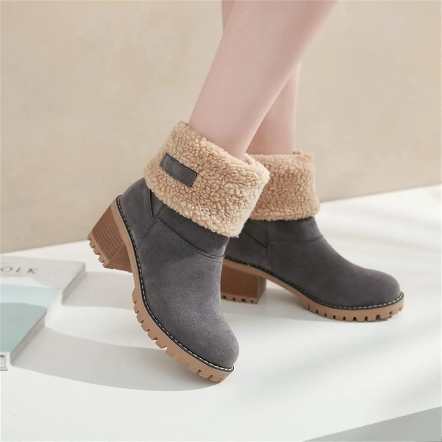 Winter Boots For Women Fashion Snow Boots Fur Lined Warm Mid Calf Boots Outdoor Anti-Slip Warm Shoes Ankle Booties