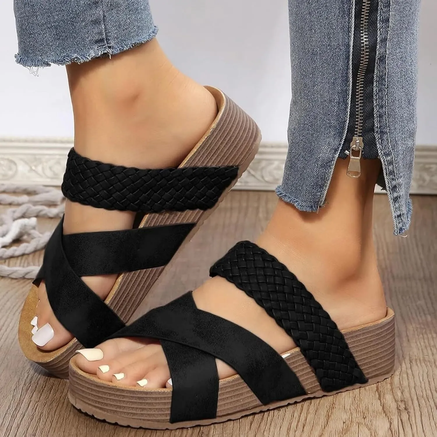 Women Platform Sandals Comfortable Casual Slip On Slippers Open Toe Wide Width Platform Sandals Casual Lightweight Soft Cushion Slides for Summers Dress Beach