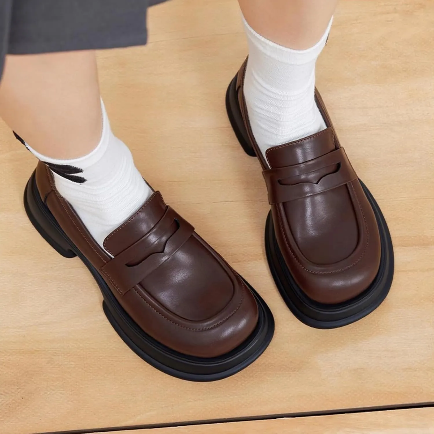 Women's Chunky Heel Platform Loafers Spring Summer Casual Slip-On Shoes Comfy Round Toe Loafers