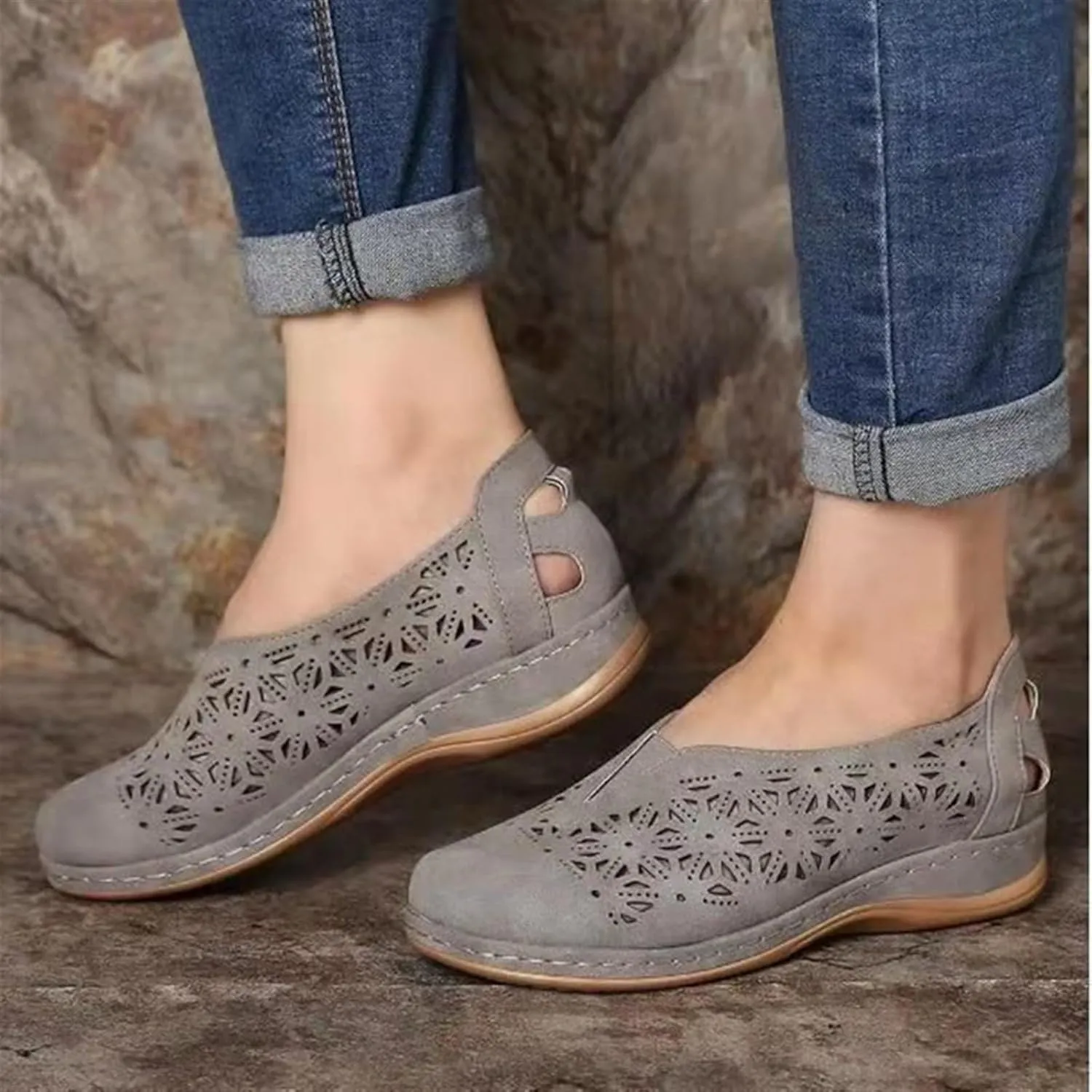 Women's Hollow Out Slip-Ons Loafers Ladies Classic Round Toe Flowers Flat Shoes Comfort Backless Outdoor Anti Slip Orthotic Sandals for Walk Travel