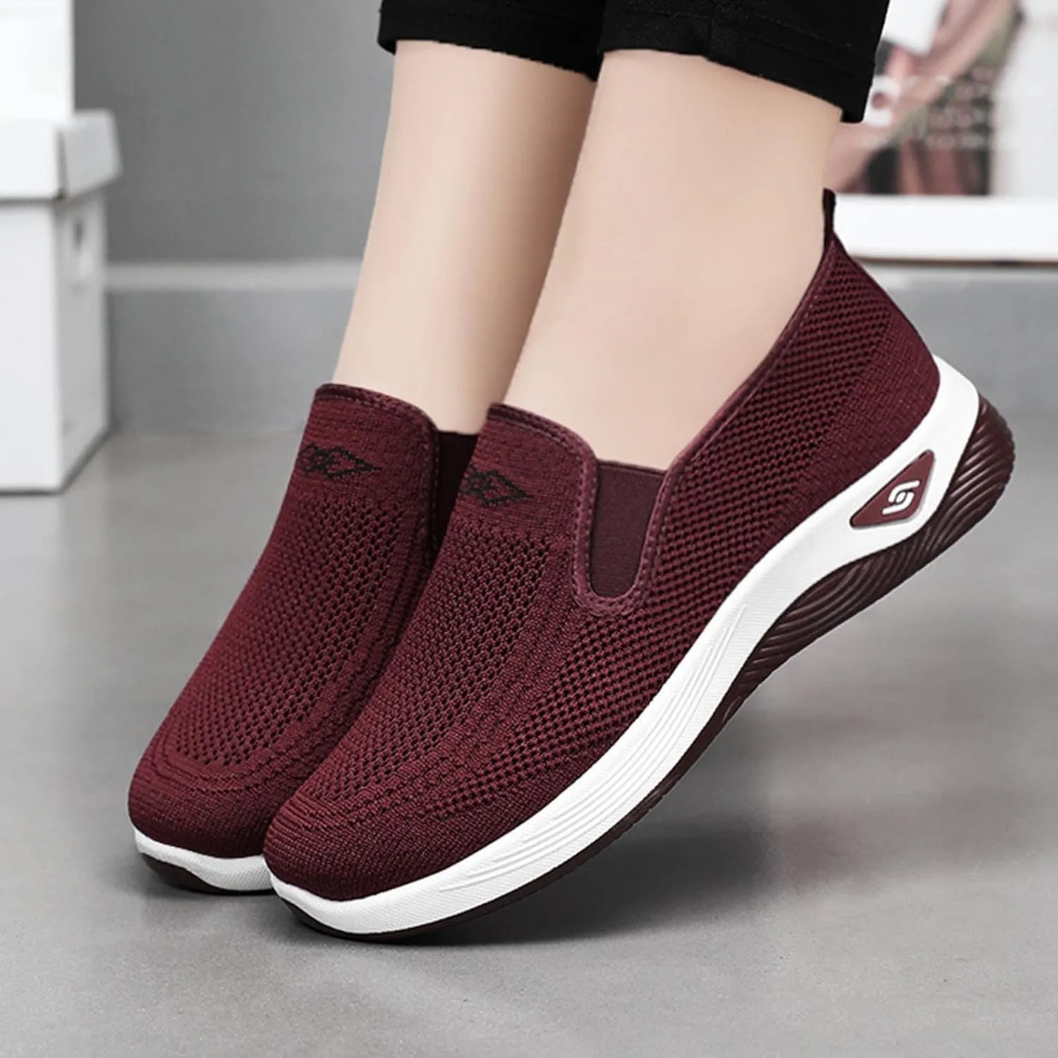 Women's Mesh Slip On Walking Shoes Fashion Sneaker Athletic Shoe Casual Comfortable Loafer Tennis Workout Sneakers