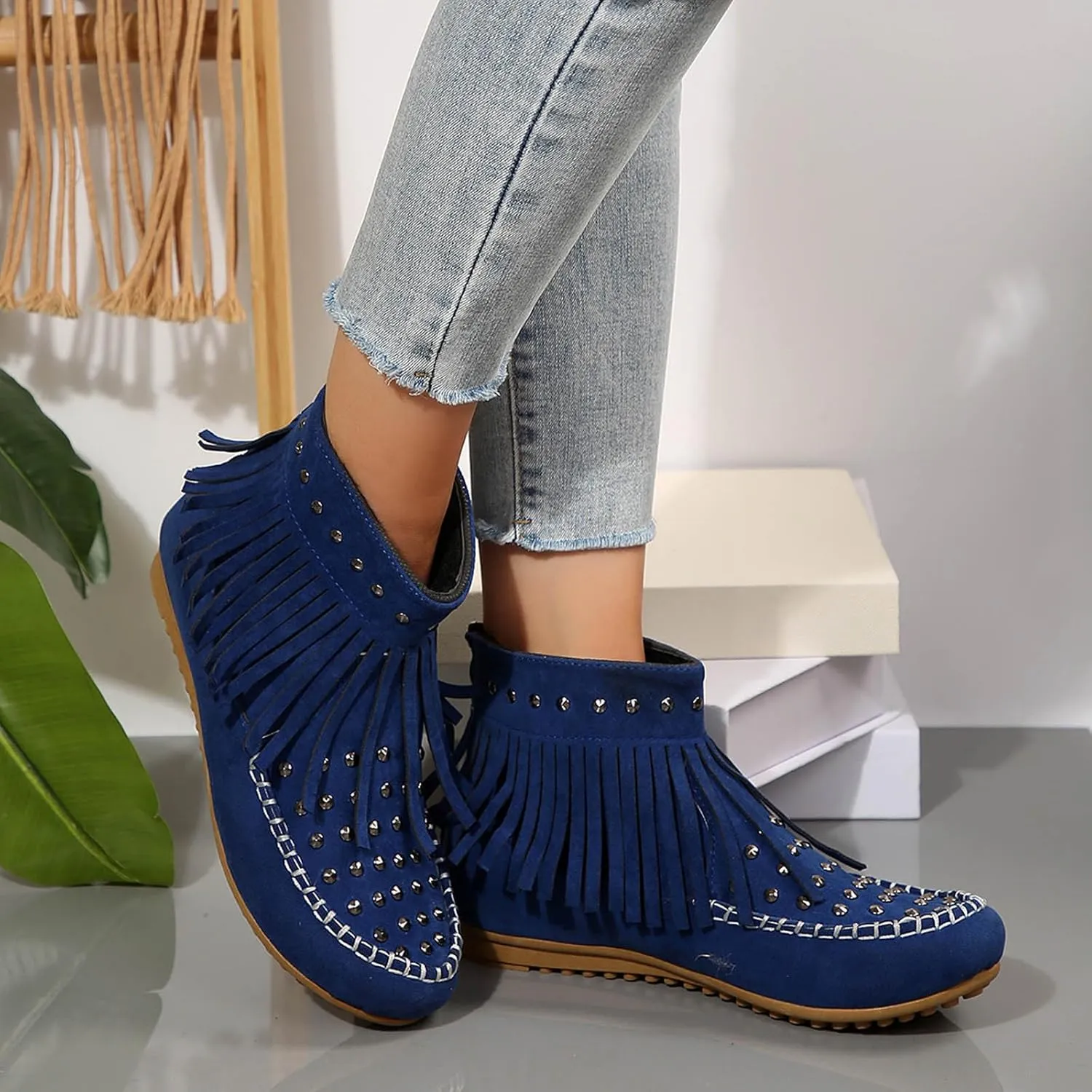 Womens Moccasins Fringe Ankle Boots Retro Suede Leather Tassel Studded Moccasins Shoes Non Slip Flat Heel Fall Winter Casual Fashion Booties with Zipper