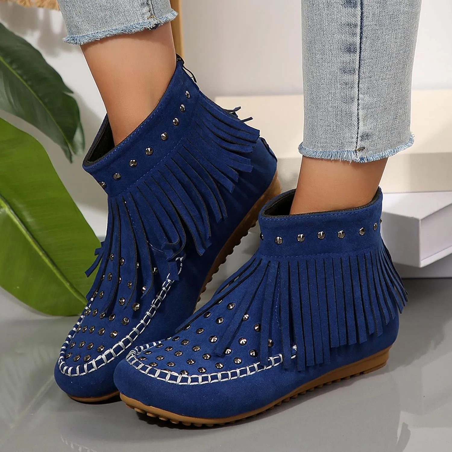 Womens Moccasins Fringe Ankle Boots Retro Suede Leather Tassel Studded Moccasins Shoes Non Slip Flat Heel Fall Winter Casual Fashion Booties with Zipper