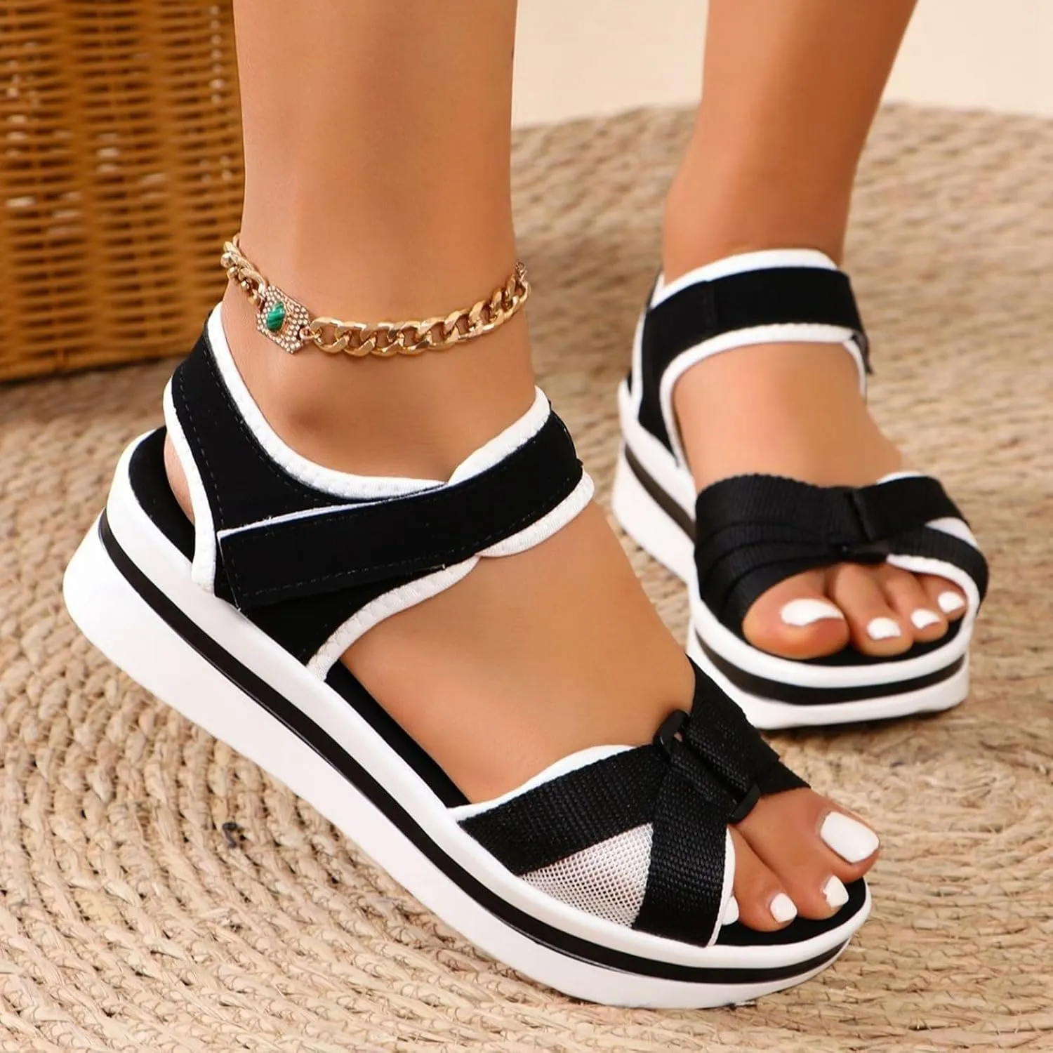 Women's Sandals Stylish Strappy Wedge Design Daily Wear Perfect Summer Casual Attire Fashion Sandals for Women