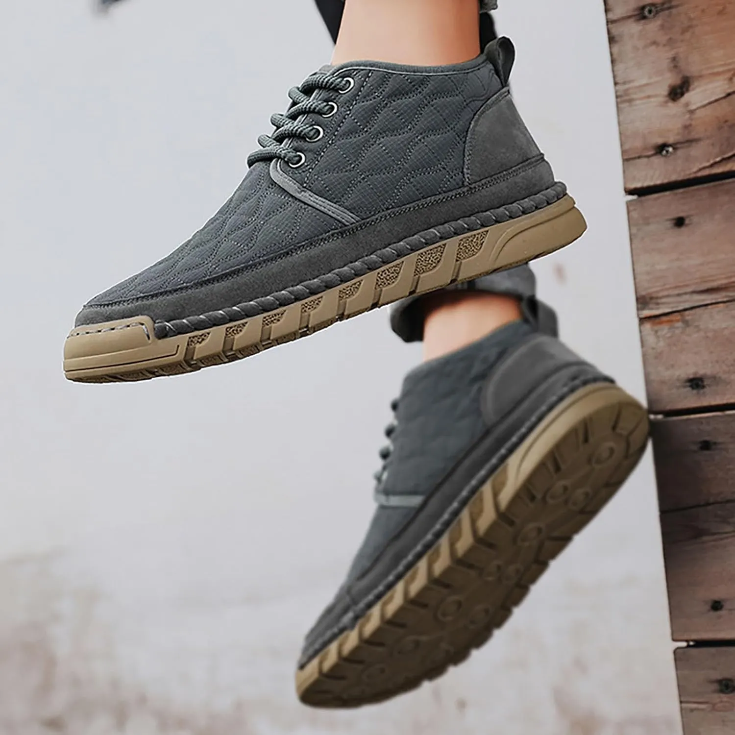 Womens White Sneakers Walking Shoes Women Slip On Casual Shoes Slip on Non Slip Low Top Casual Womens Loafers Comfortable Dressy Fashion Sneakers for Women 2024